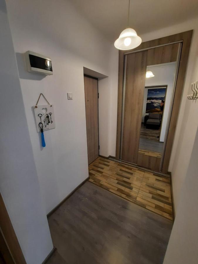 דירות Croma Studio Petroşani מראה חיצוני תמונה